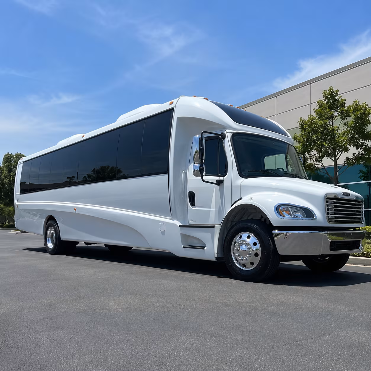 apex 25 passenger minibus