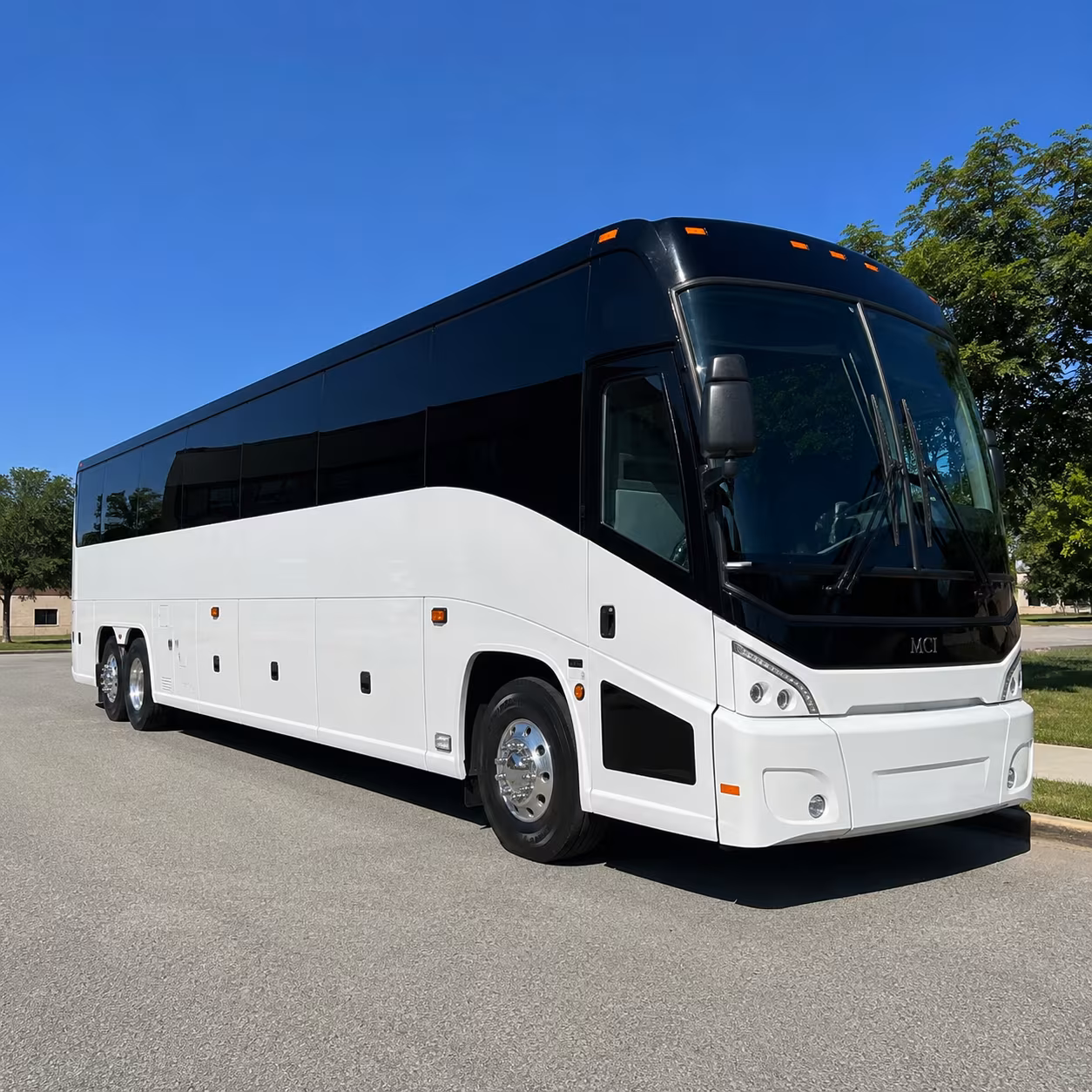 apex 40 passenger charter bus