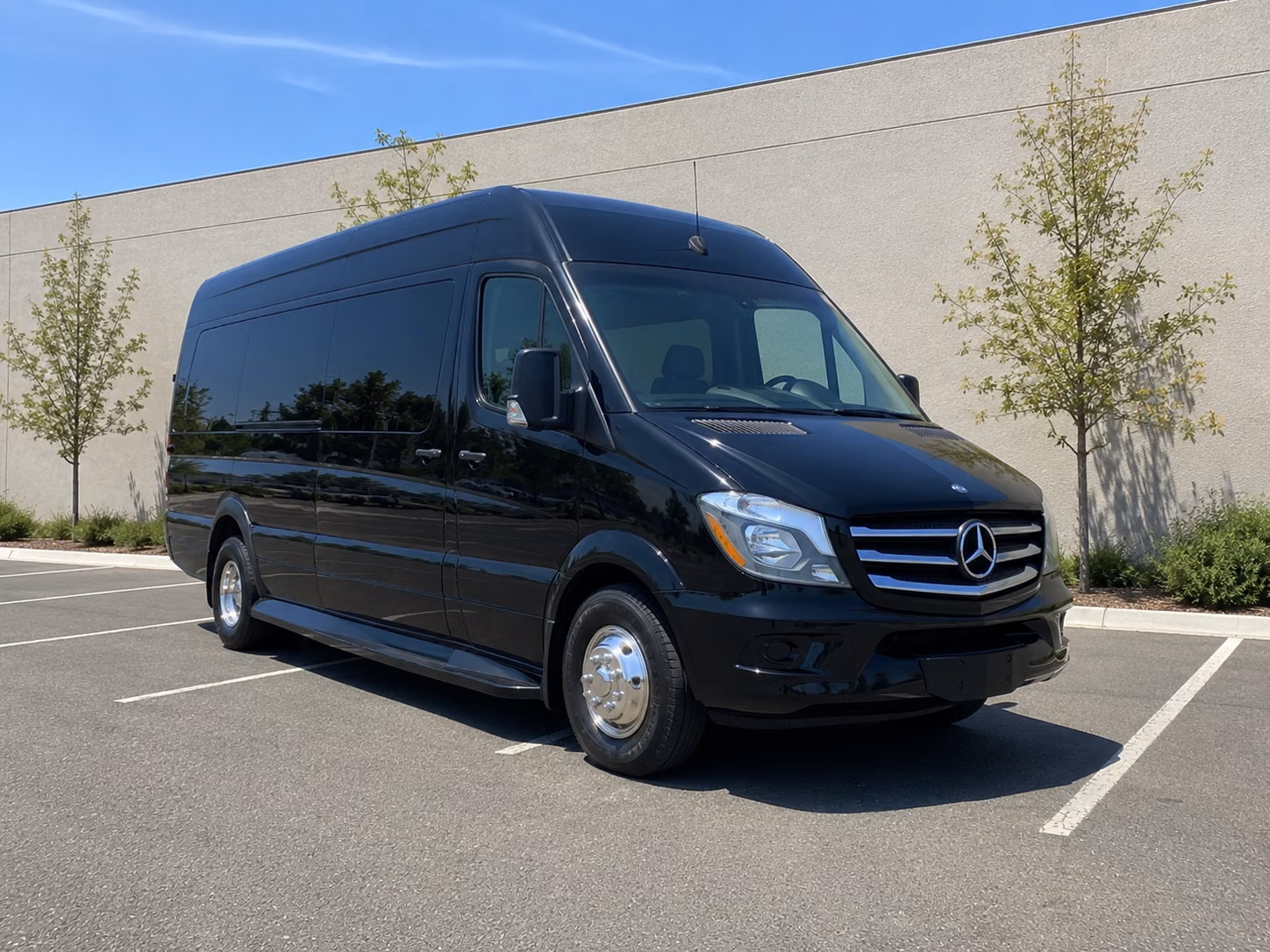 book a bus for your next airport transfer 3