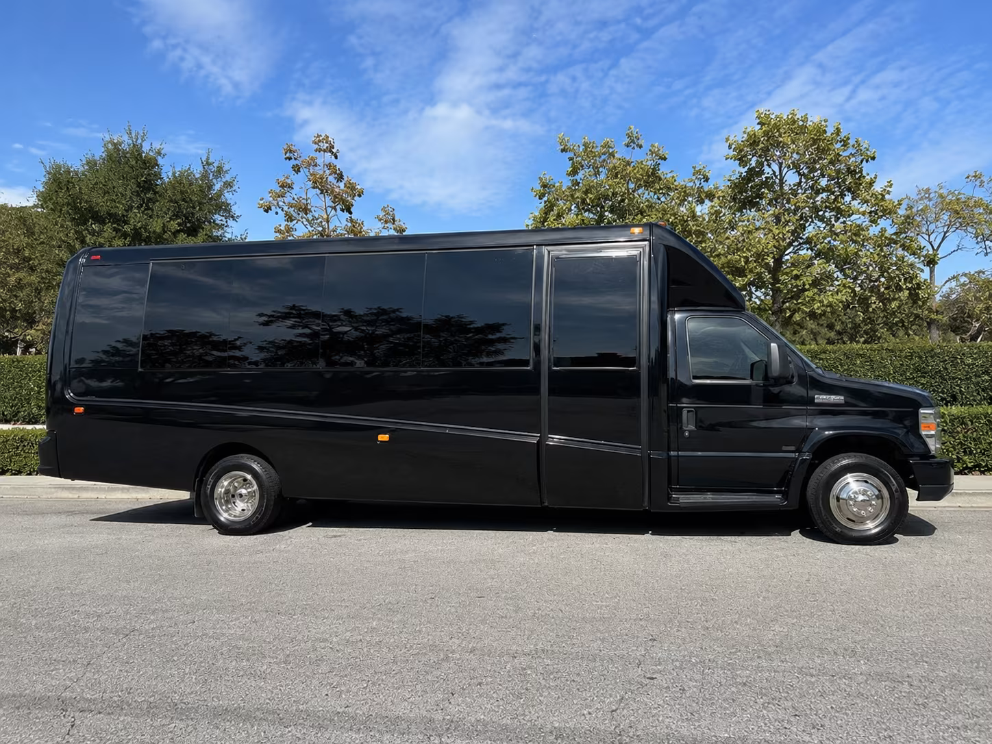 book a bus for your next private event 2