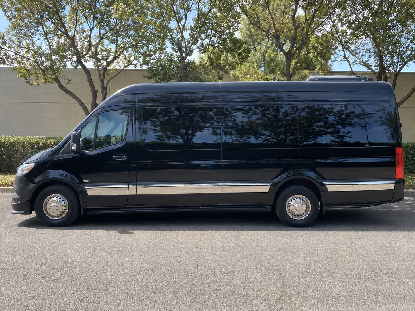 book a bus for your next wedding 4