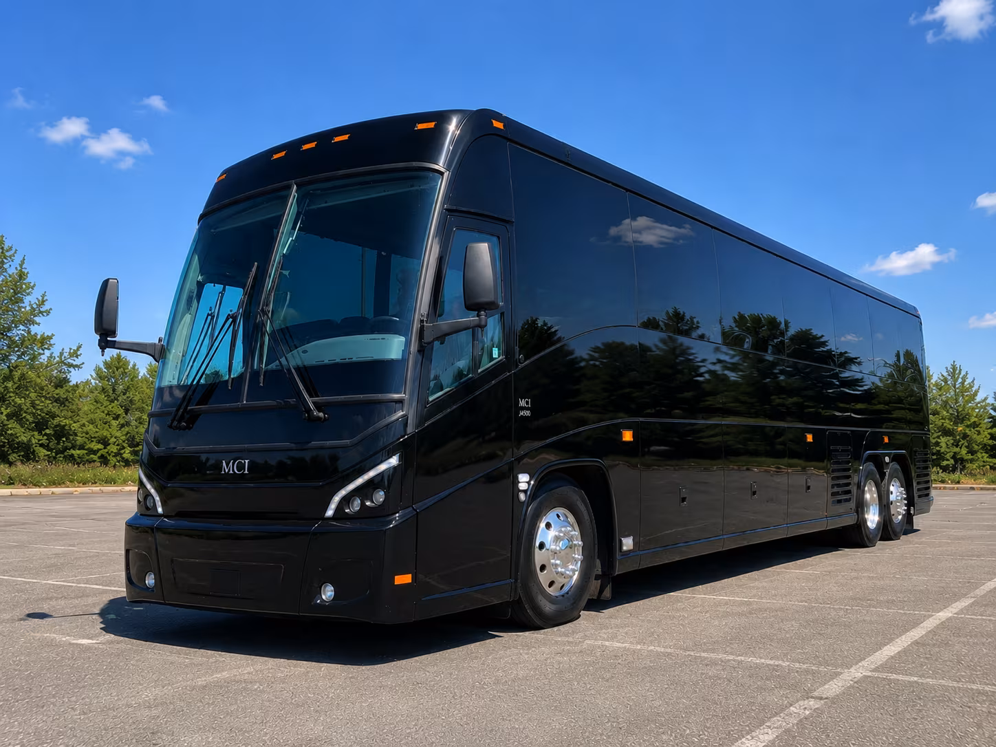 charter buses and party buses to carolina hurricanes games at lenovo center