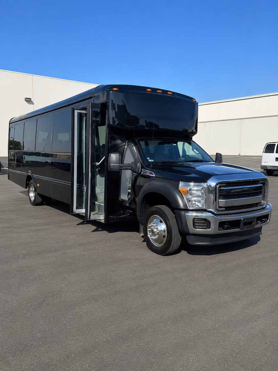 party buses for apex bachelorette and bachelor weekends