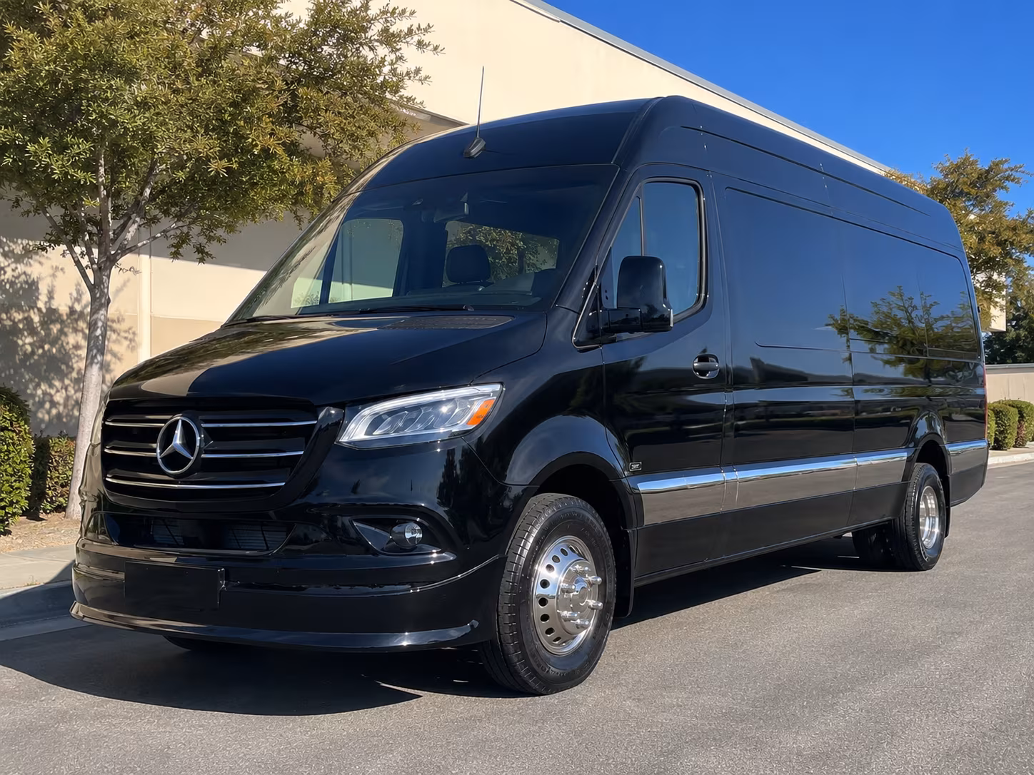 sprinter vans and minibuses for small group airport transfers in apex